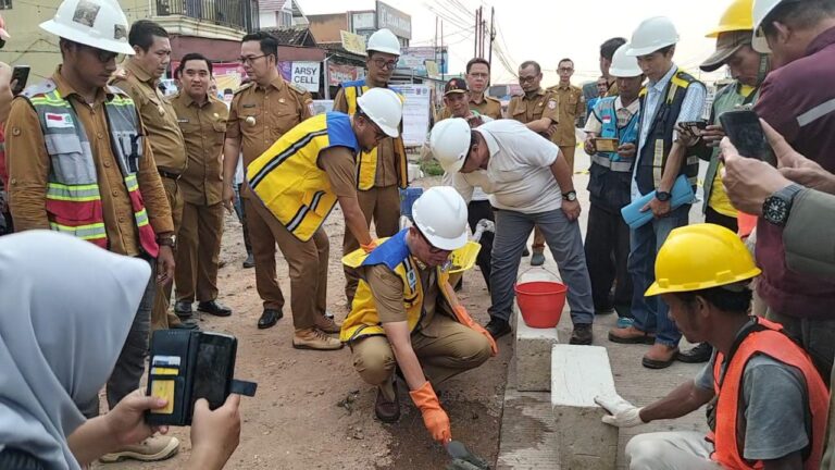 Monitoring Fasum Kota Pangkalan Balai, PJ Bupati Banyuasin Inginkan Wajah Ibukota Lebih Layak