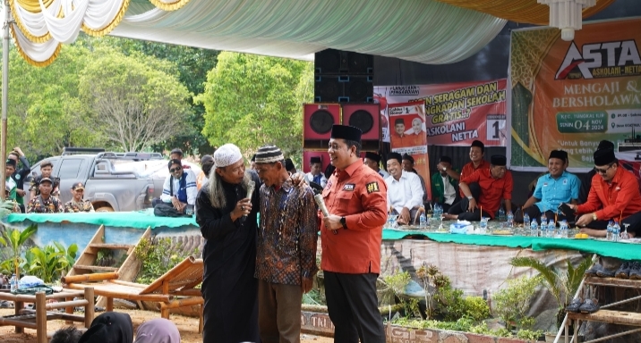 Ribuan Masyarakat Tungkal Ilir Hadiri Salawat Akbar Bersama ASTA